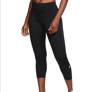 Nike epic luxe leggings